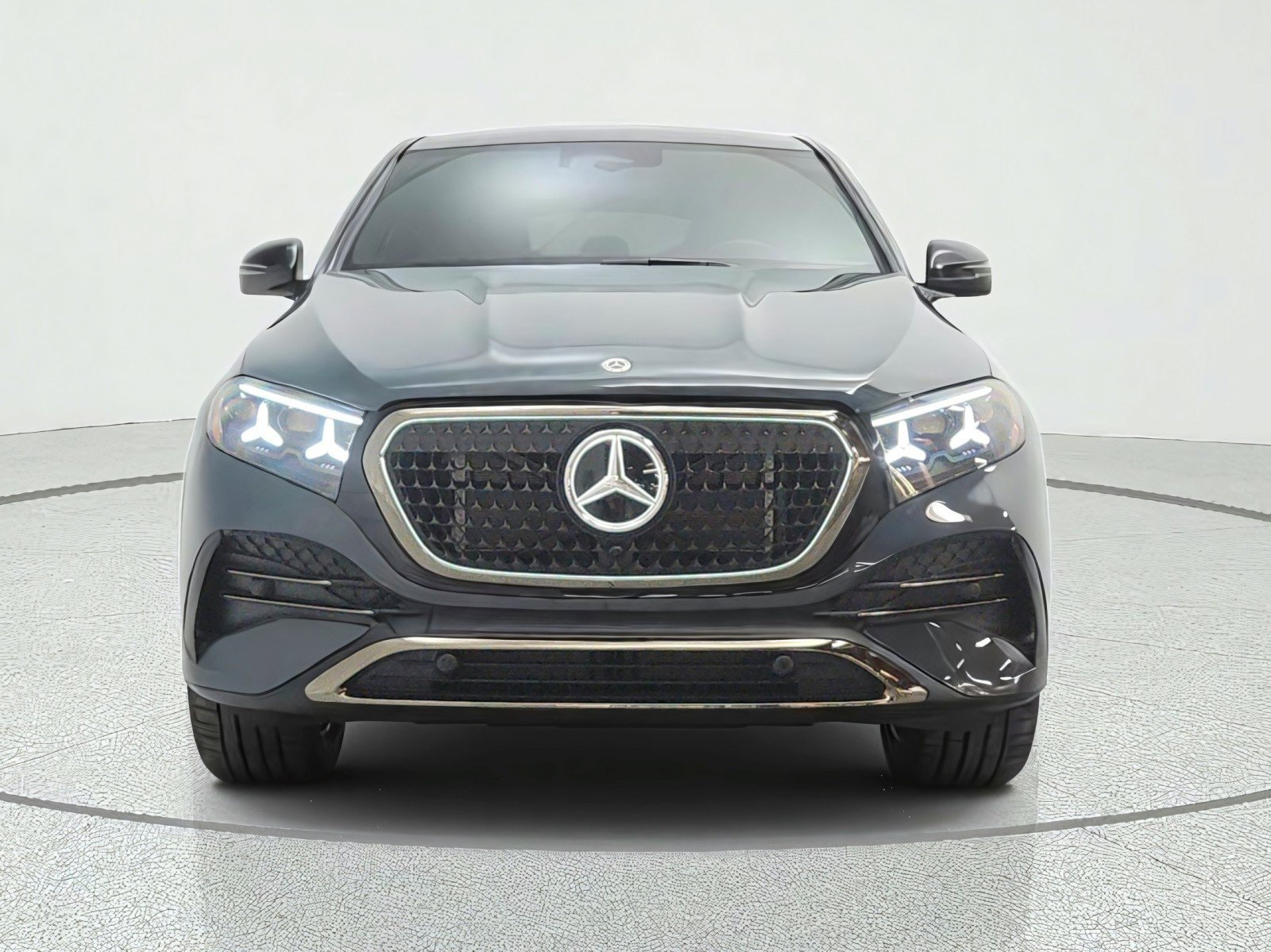 New 2027 Mercedes-Benz GLE 450 4MATIC Coupe image 2