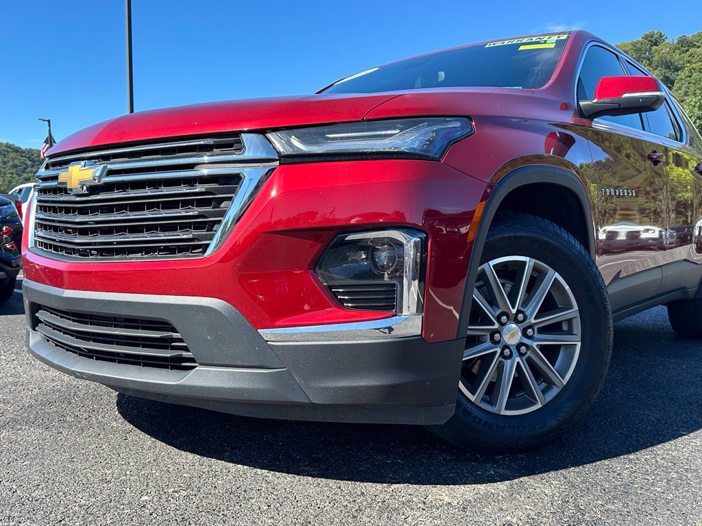 Used 2023 Chevrolet Traverse LT AWD/4WD image 33