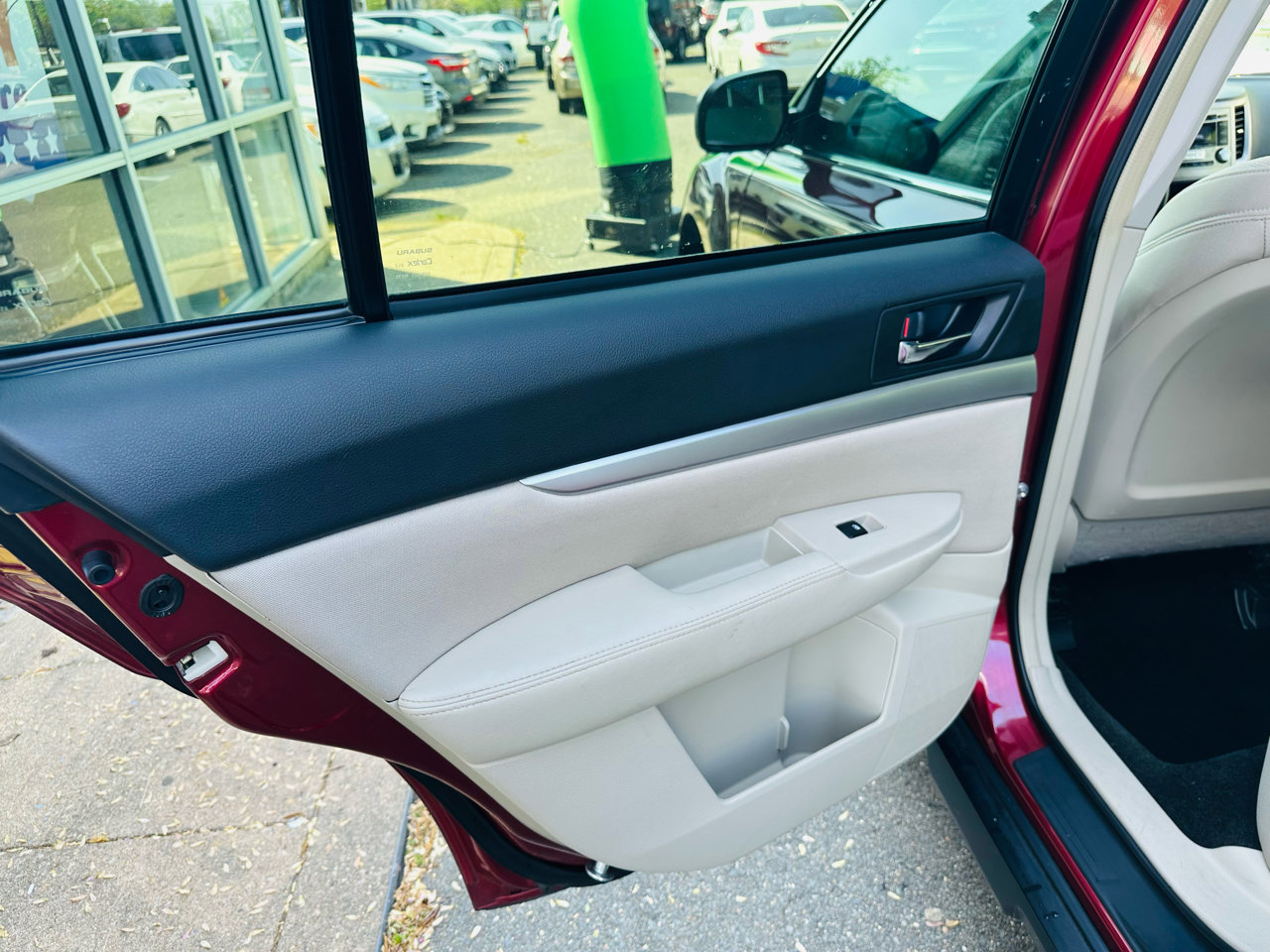 Used 2014 Subaru Outback 2.5i image 19