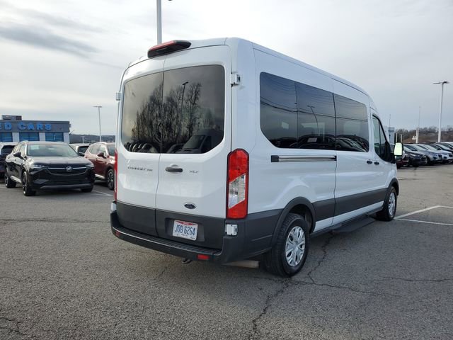 Used 2023 Ford Transit 350 XLT image 4