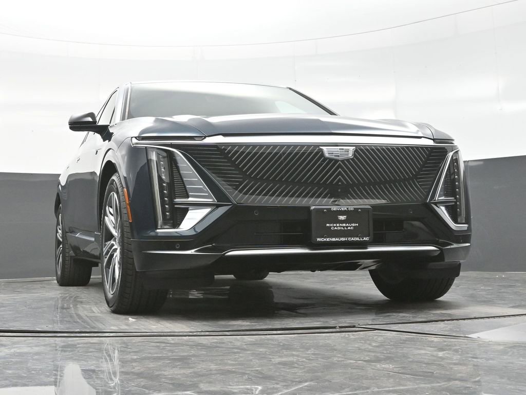 New 2026 Cadillac Lyriq Premium Luxury image 32