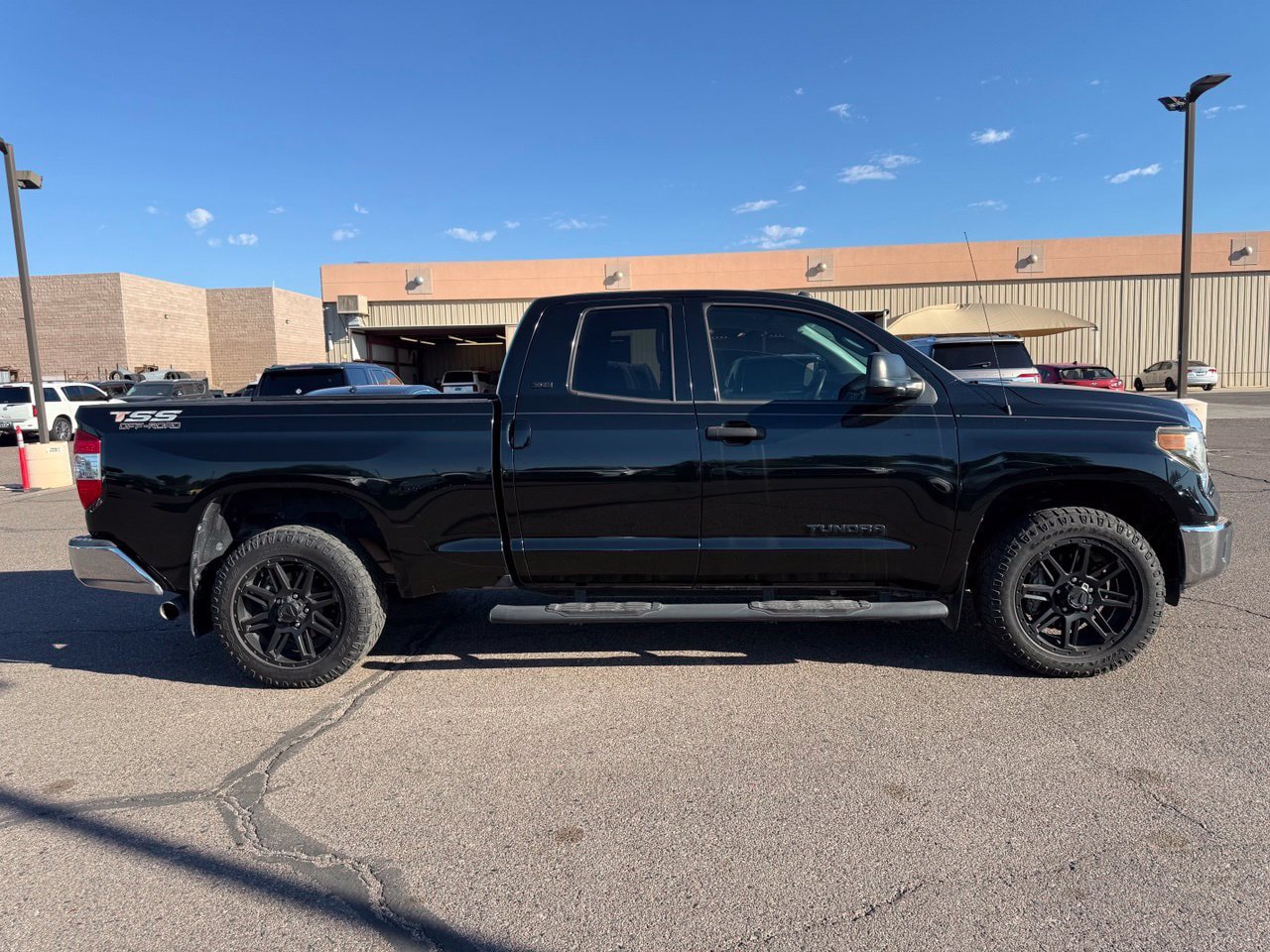 Used 2019 Toyota Tundra SR5 w/ SR5 Upgrade Package RWD image 4