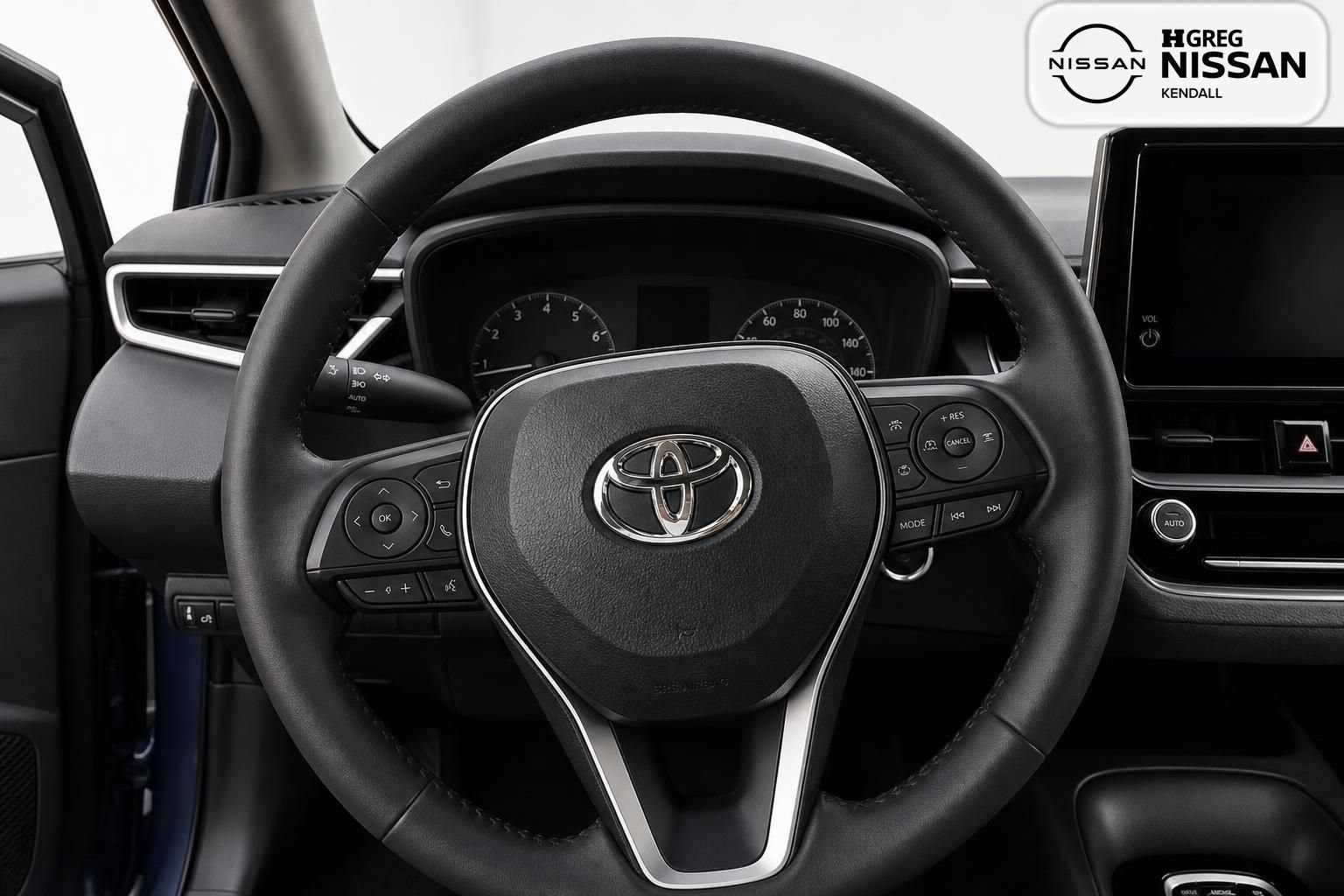 Used 2023 Toyota Corolla SE FWD image 6