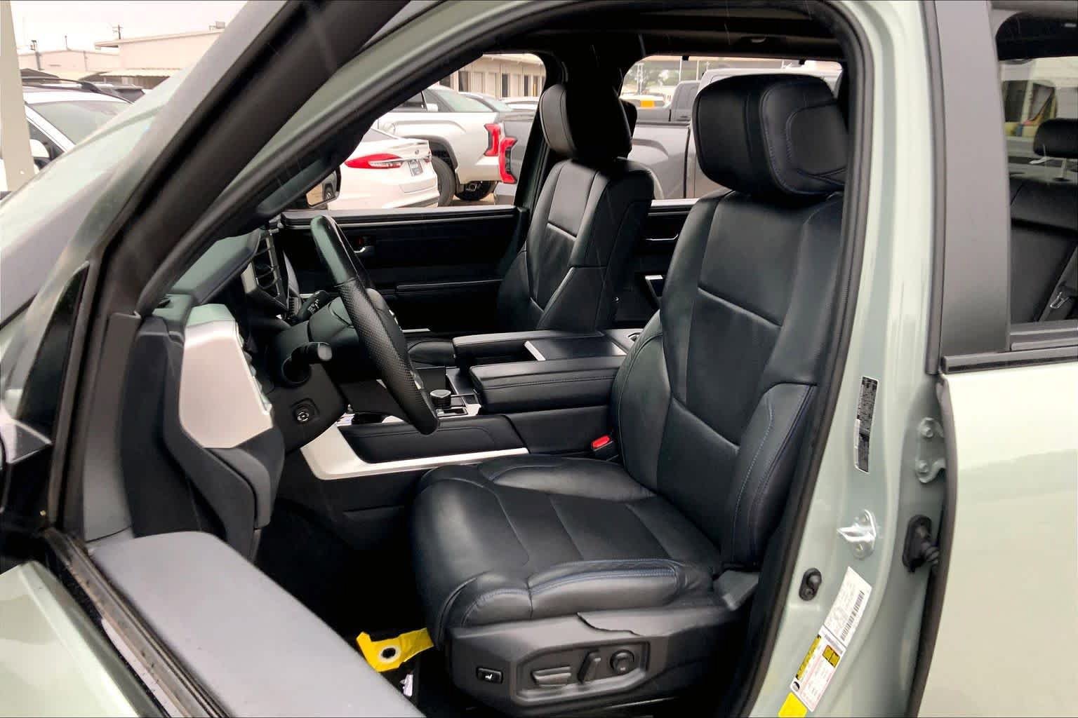 Used 2024 Toyota Tundra Platinum AWD/4WD image 8