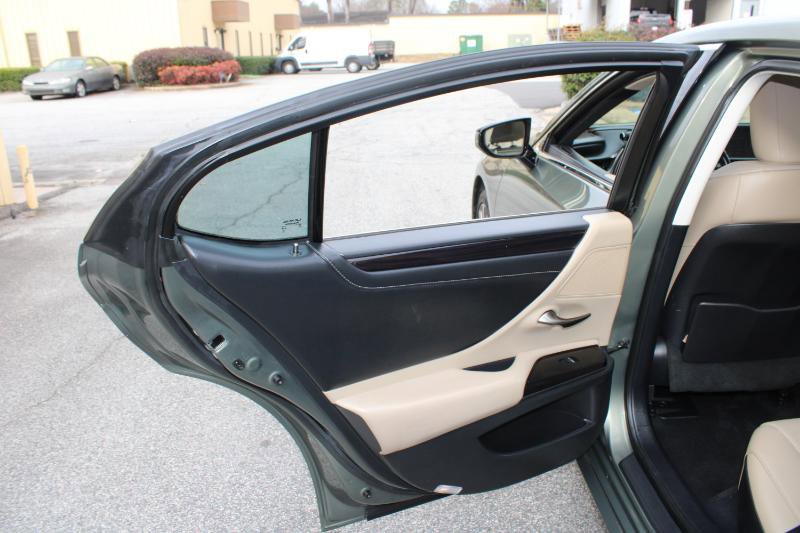 Used 2020 Lexus ES 350 w/ Premium Package FWD image 20