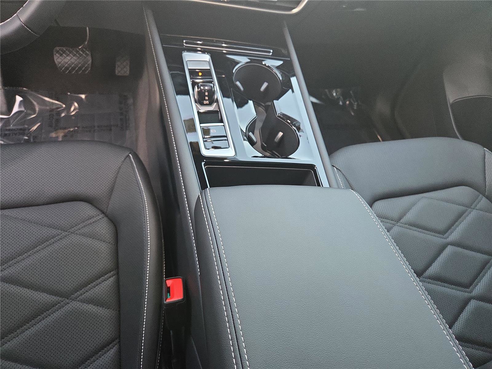 New 2026 Volkswagen Atlas SE image 26