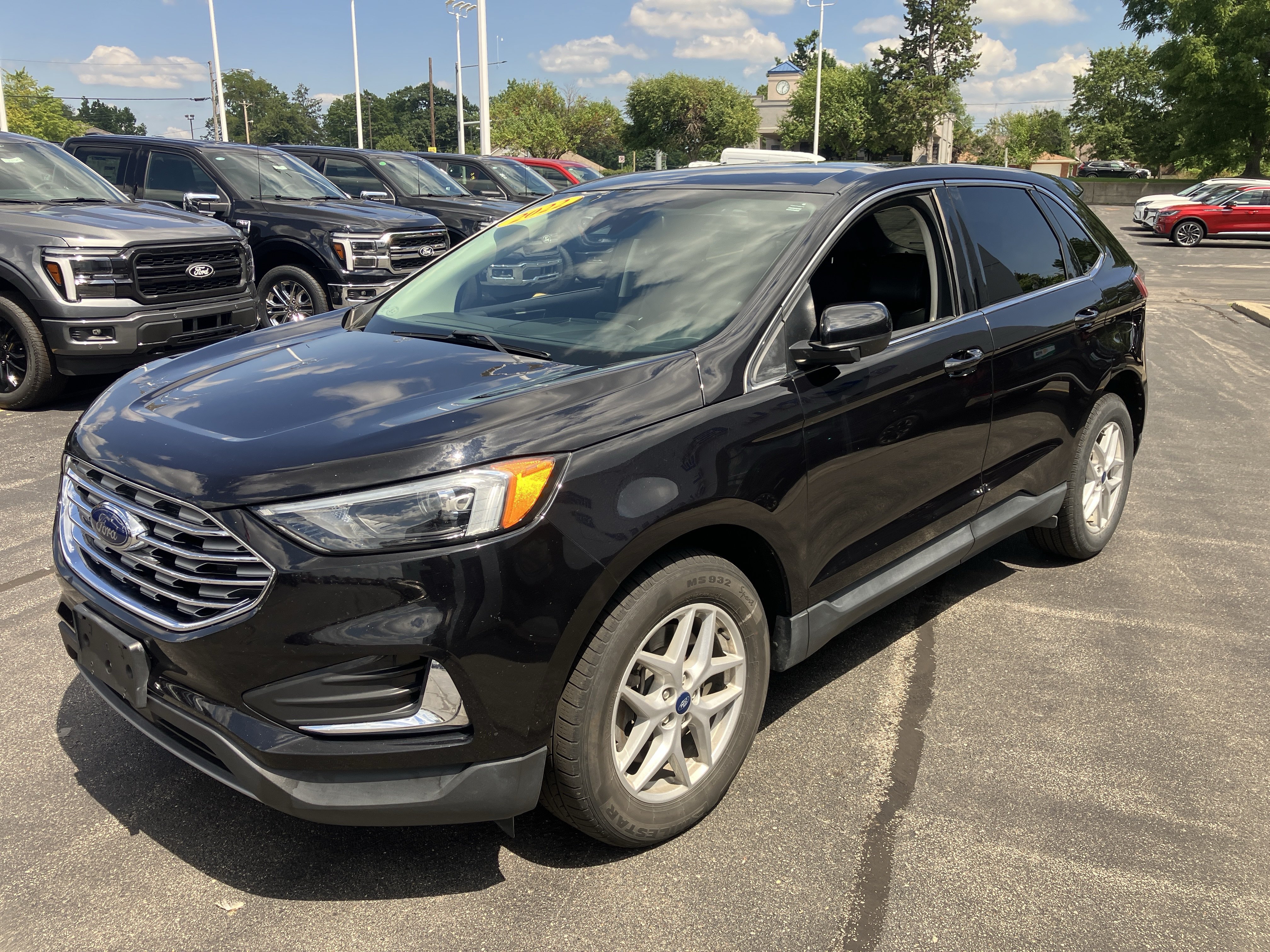 Certified 2022 Ford Edge SEL AWD/4WD image 3