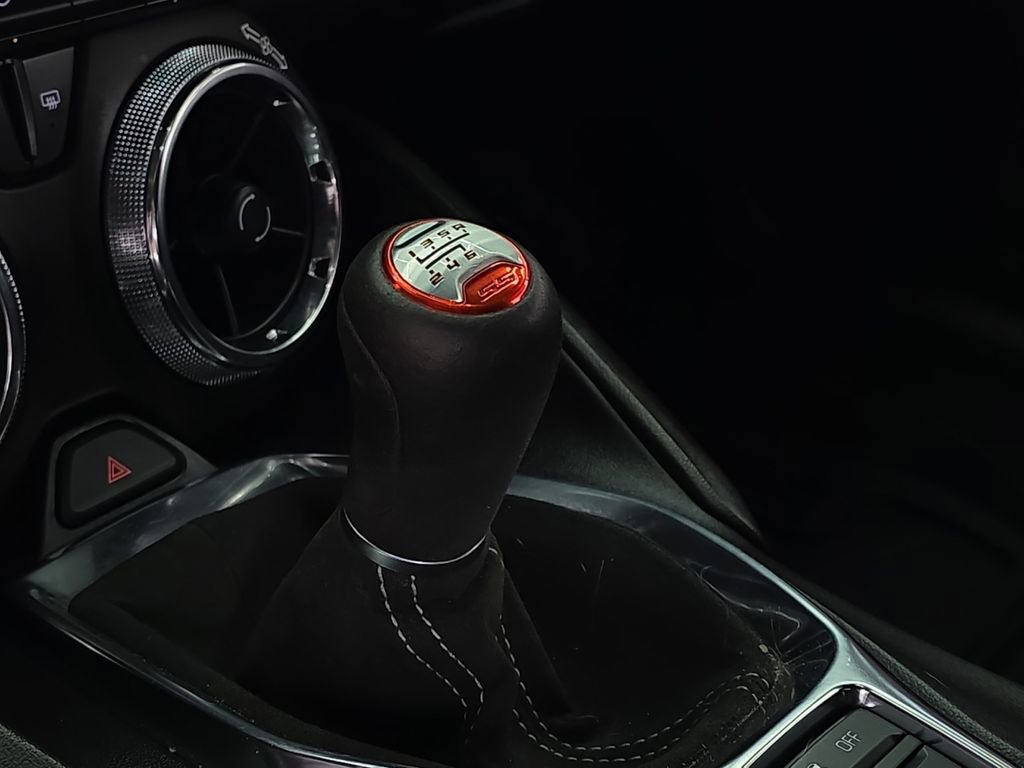 Used 2019 Chevrolet Camaro SS image 35