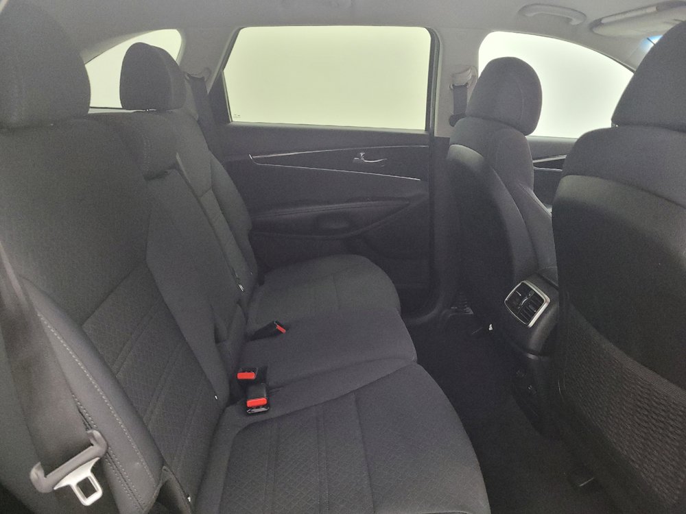 Used 2017 Kia Sorento AWD w/ LX V6 Convenience Package image 19