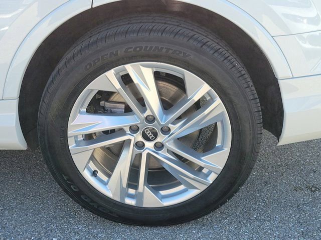 Used 2021 Audi Q7 2.0T Premium Plus w/ Premium Plus Package image 9