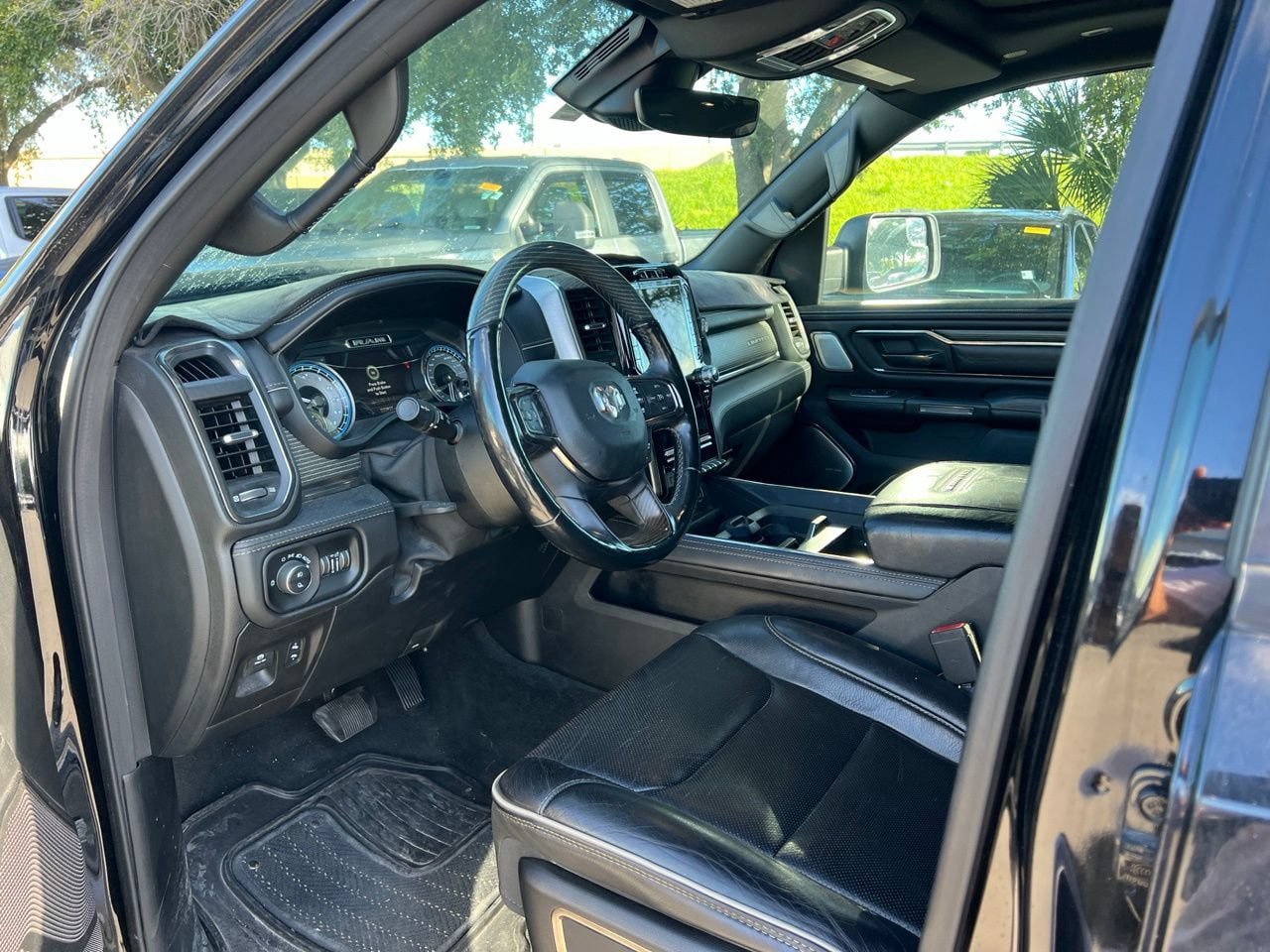 Used 2021 RAM 1500 Limited w/ Night Edition AWD/4WD image 5
