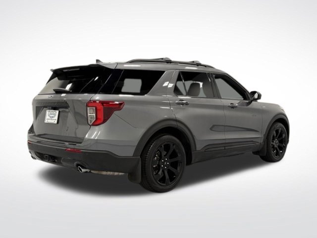 Used 2024 Ford Explorer ST-Line w/ Class IV Trailer Tow Package RWD image 8
