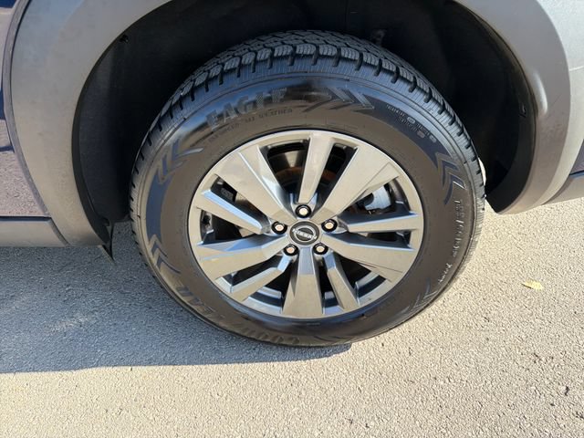 Used 2022 Nissan Pathfinder SV AWD/4WD image 31