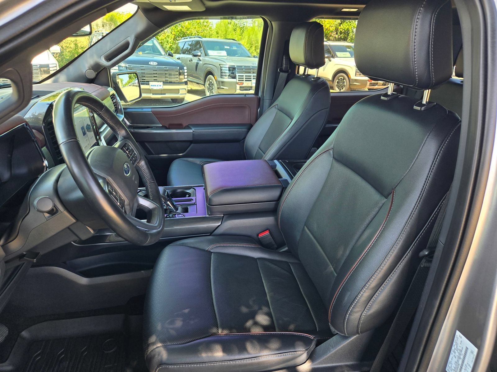 Used 2022 Ford F150 Lariat w/ Max Trailer Tow Package AWD/4WD image 22