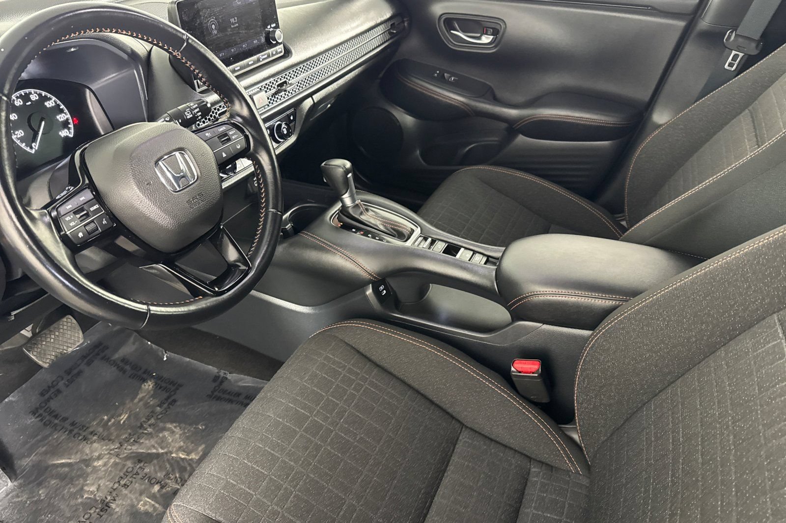 Used 2025 Honda HR-V Sport image 7