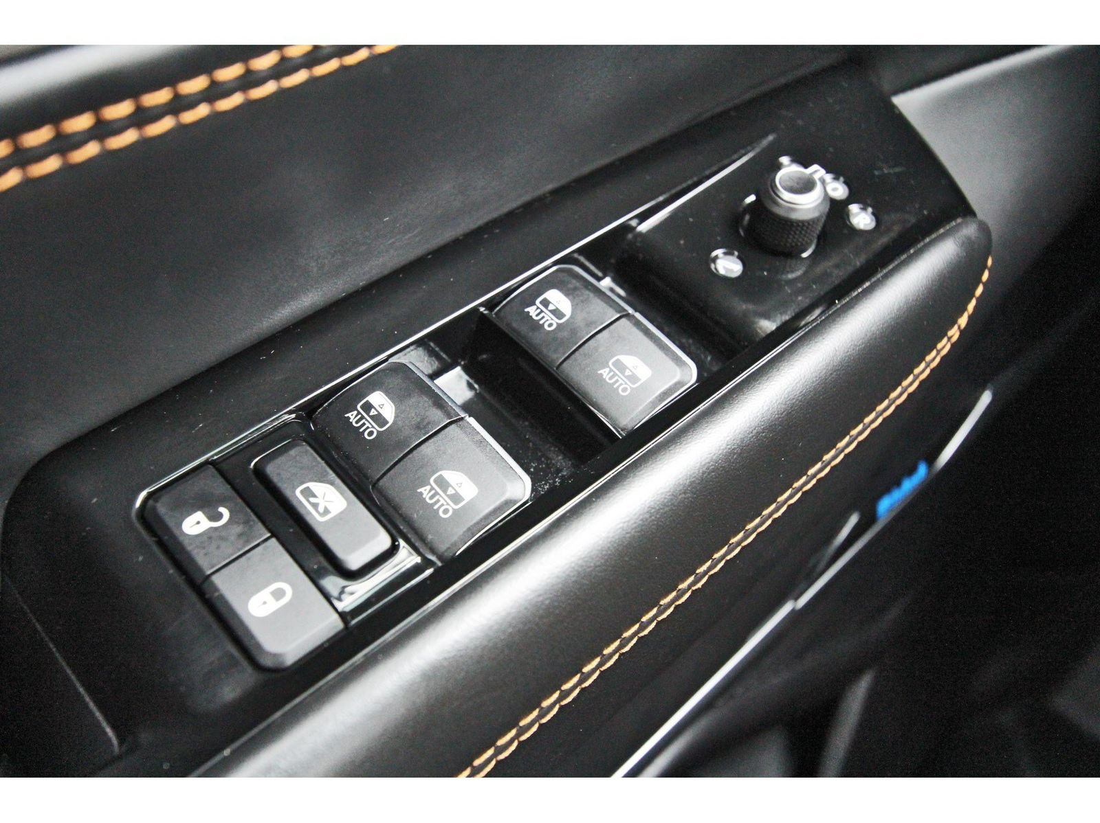Used 2022 Jeep Grand Wagoneer Series III AWD/4WD image 21