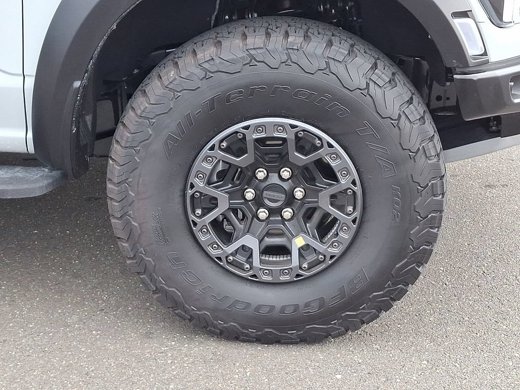Certified 2026 Ford F150 Raptor w/ Equipment Group 803A Raptor R AWD/4WD image 8