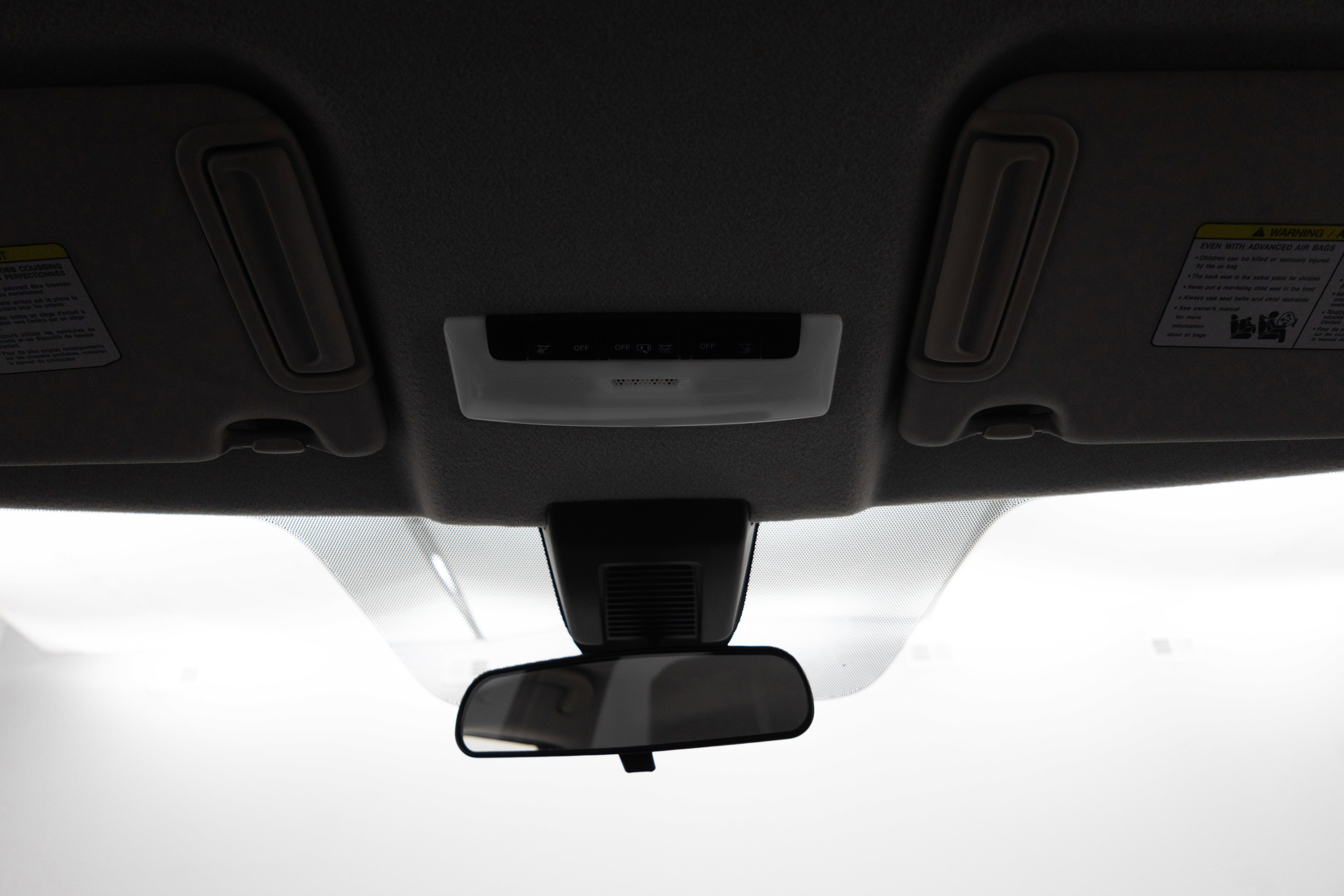 Used 2020 Nissan Kicks SR w/ SR Premium Package image 35