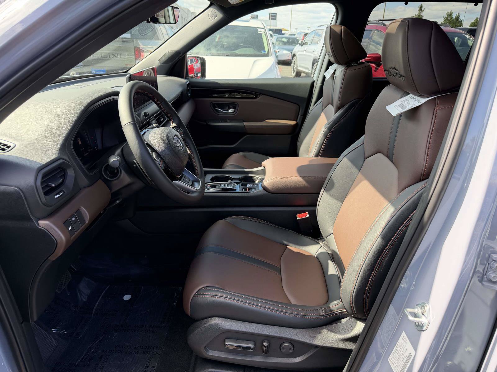 New 2026 Honda Pilot TrailSport image 8