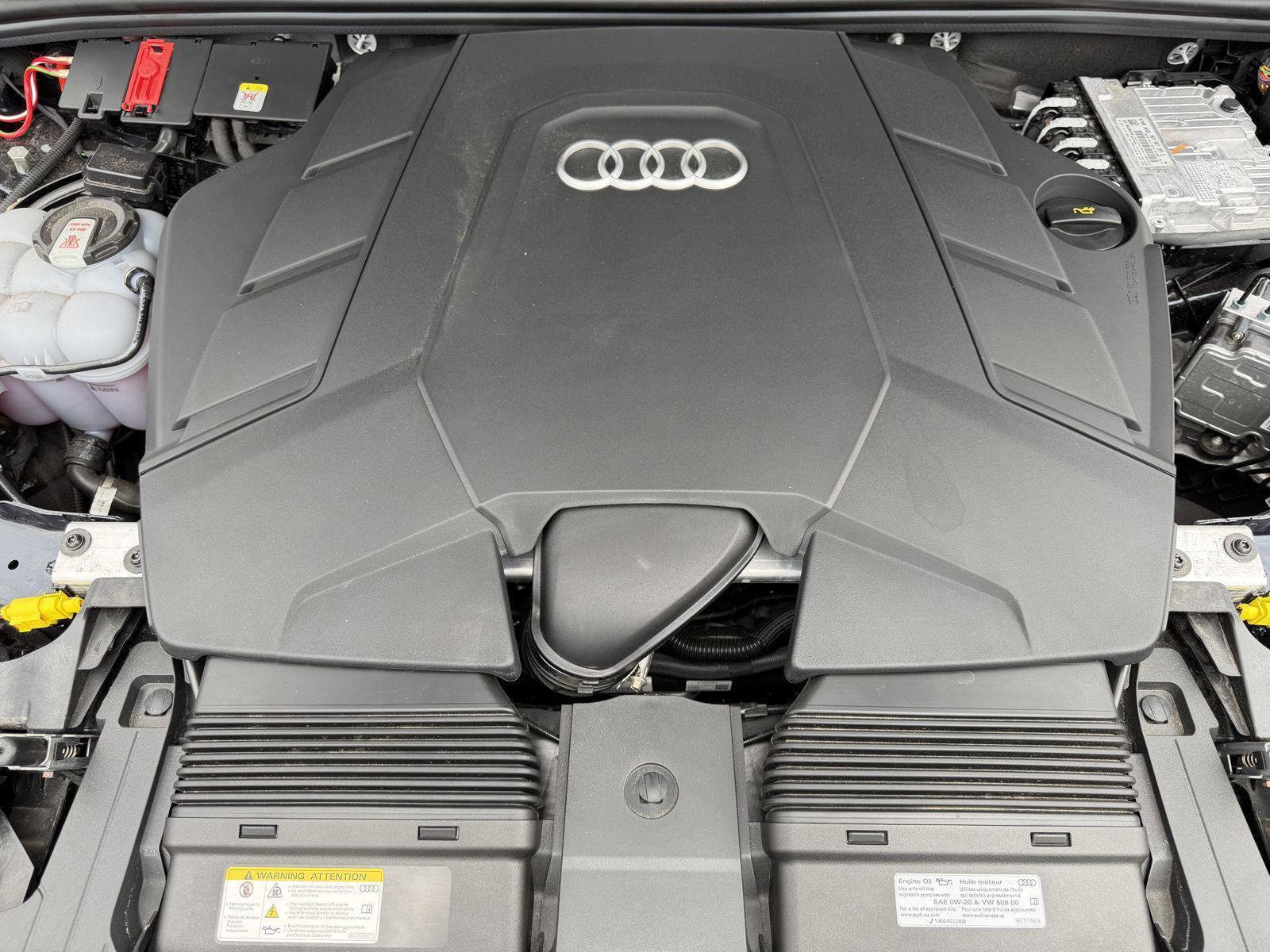Used 2025 Audi Q7 3.0T Premium AWD/4WD image 26