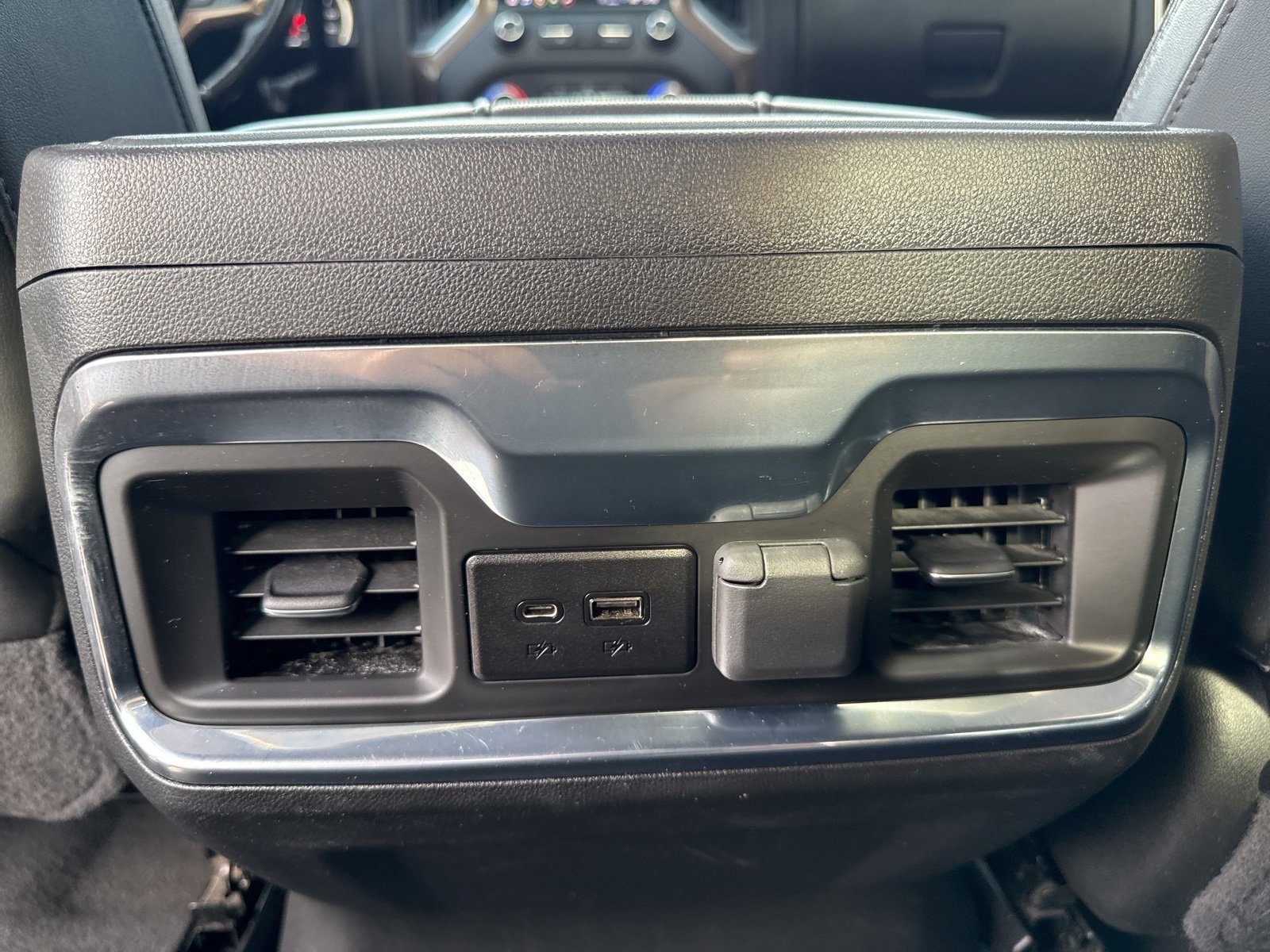 Used 2022 Chevrolet Silverado 3500 High Country image 17