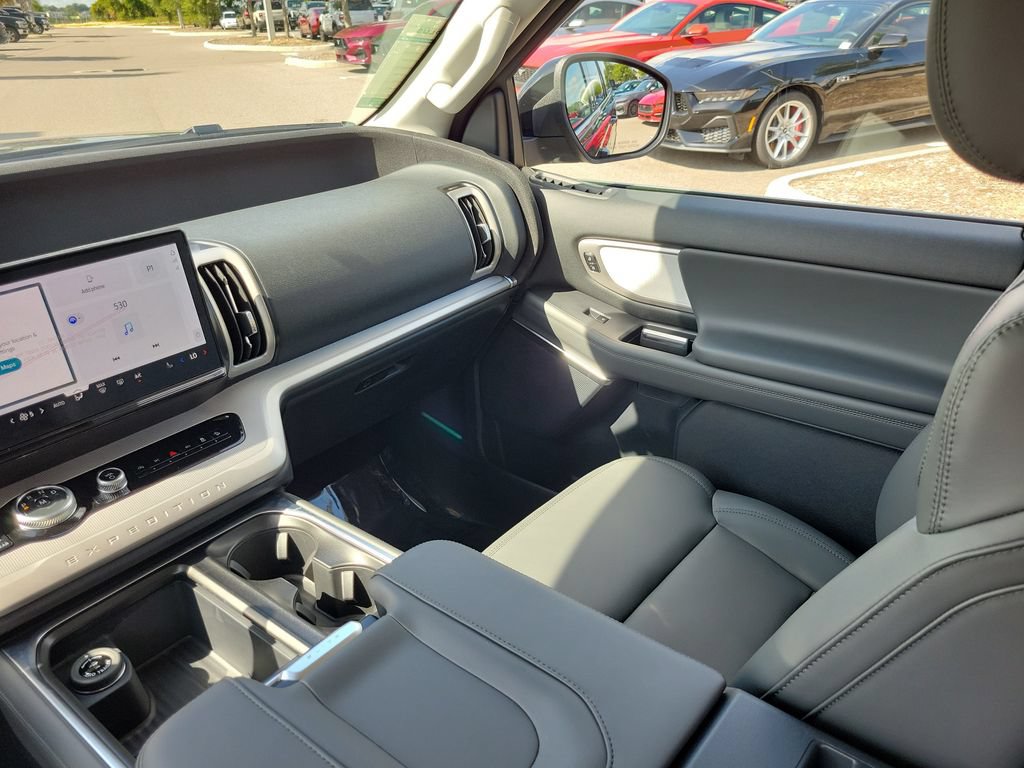 New 2026 Ford Expedition Max Active AWD/4WD image 15