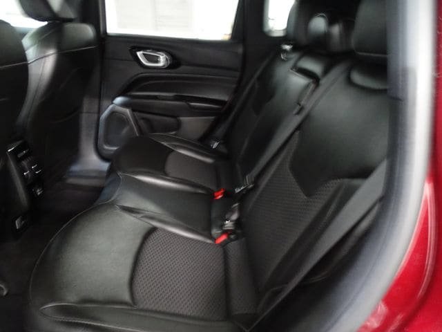 Certified 2022 Jeep Compass Latitude AWD/4WD image 3