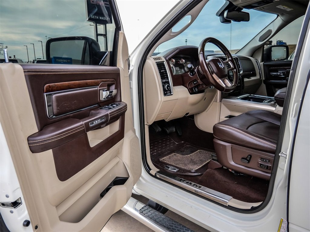 Used 2018 RAM 1500 Laramie Longhorn image 33