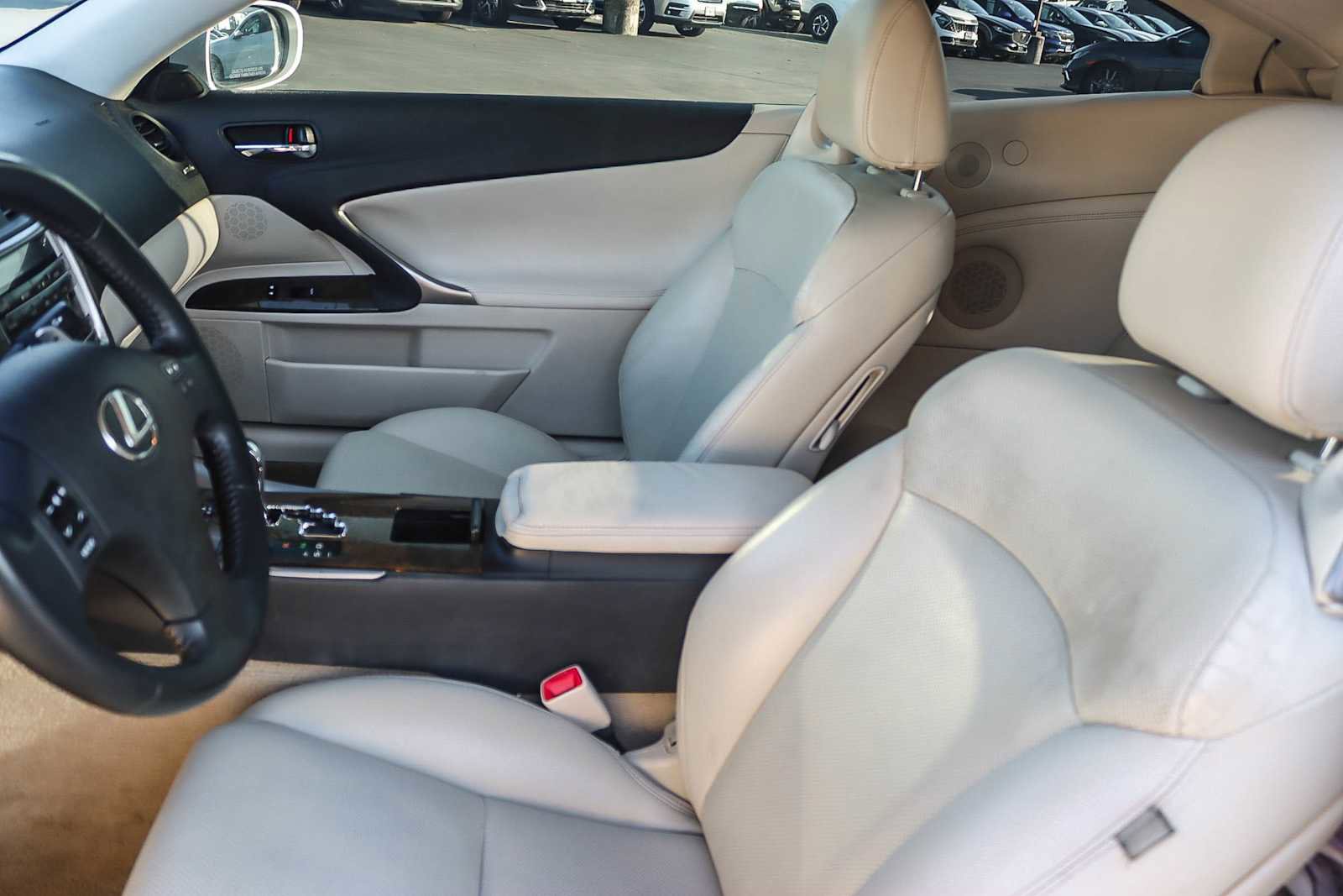 Used 2010 Lexus IS 250C image 16