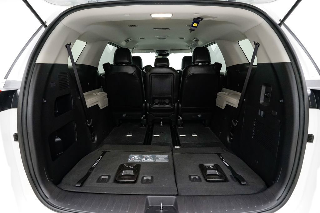 Certified 2024 Kia Carnival LX image 32