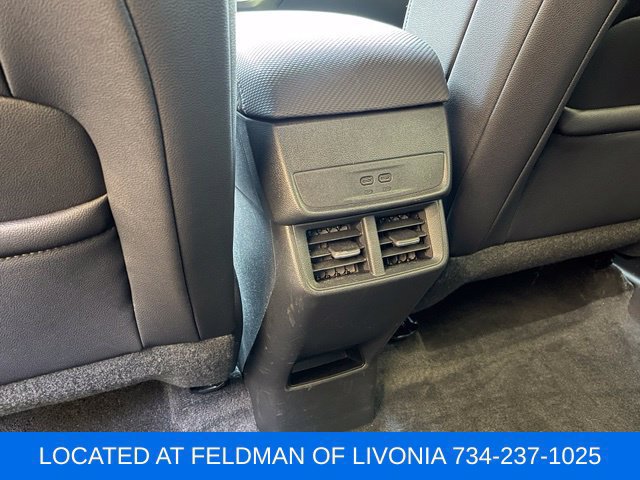 Used 2026 Chevrolet Equinox LT w/ Convenience Package II AWD/4WD image 23