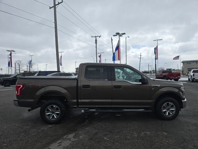Used 2016 Ford F150 XLT w/ Trailer Tow Package image 4