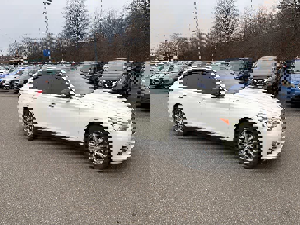 Used 2016 INFINITI Q50 Premium w/ 2.0T Premium Plus Package image 20