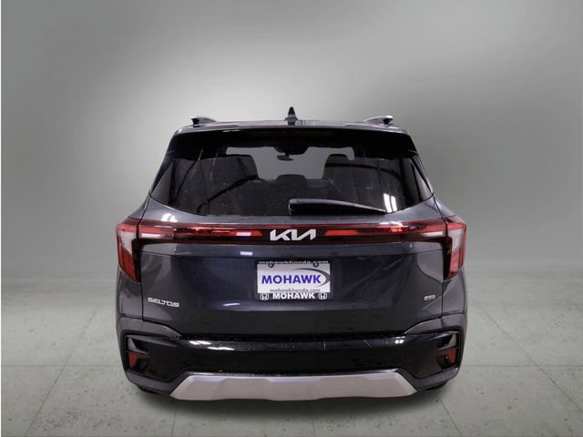 Used 2024 Kia Seltos EX image 5