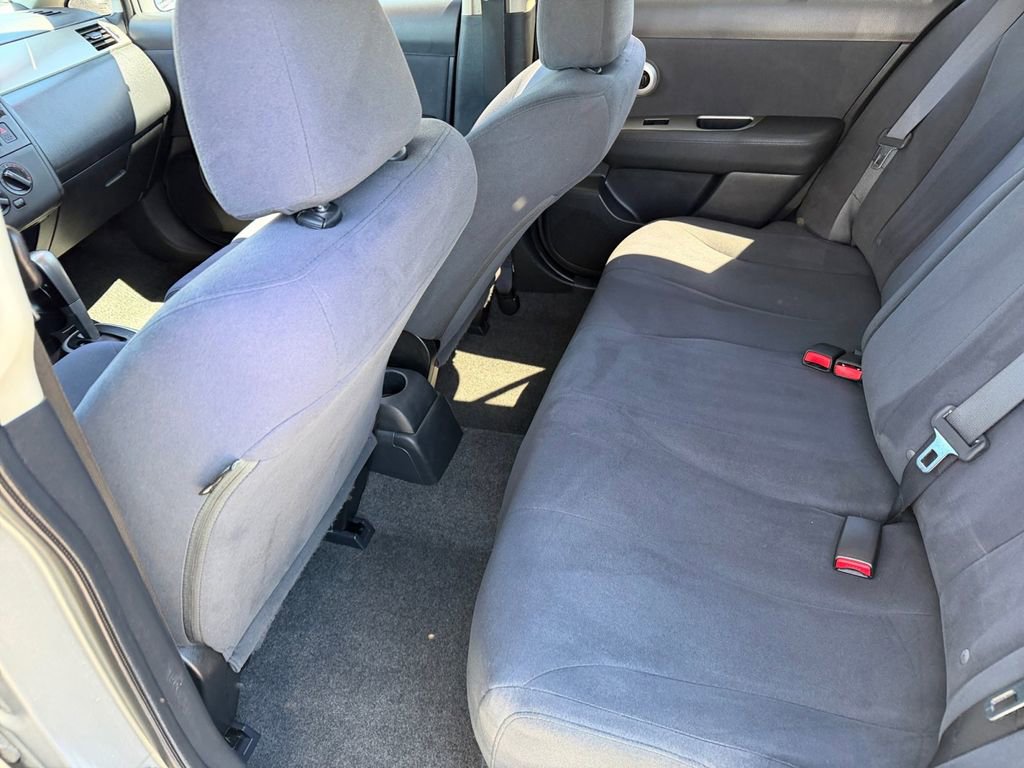 Used 2009 Nissan Versa 1.8 S w/ PWR Pkg FWD image 11