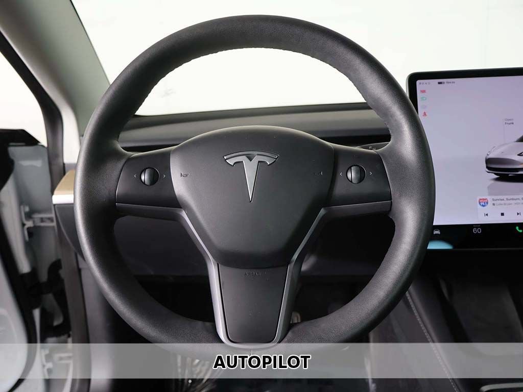 Used 2023 Tesla Model 3 Long Range AWD/4WD image 3