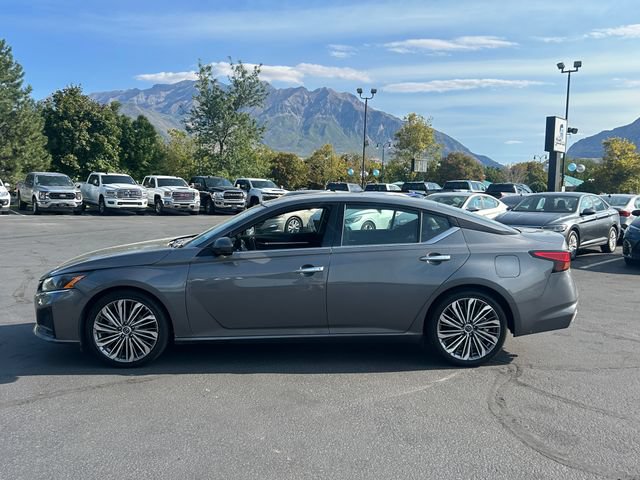 Used 2023 Nissan Altima 2.5 SL FWD image 8