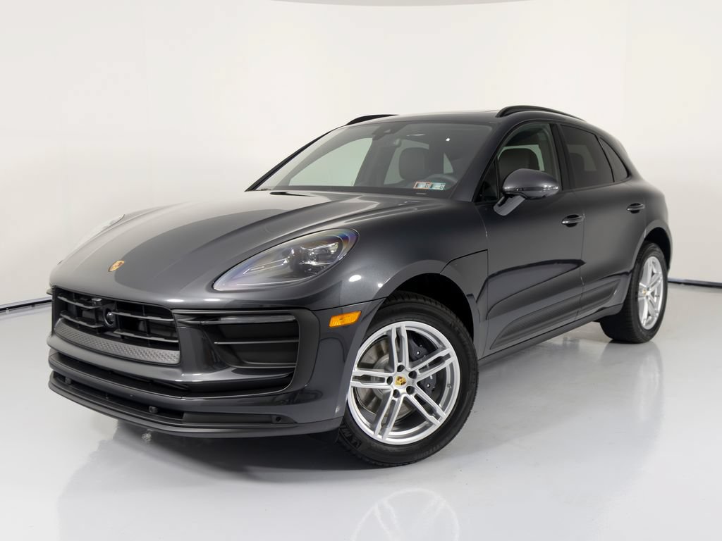 New 2026 Porsche Macan AWD/4WD image 1