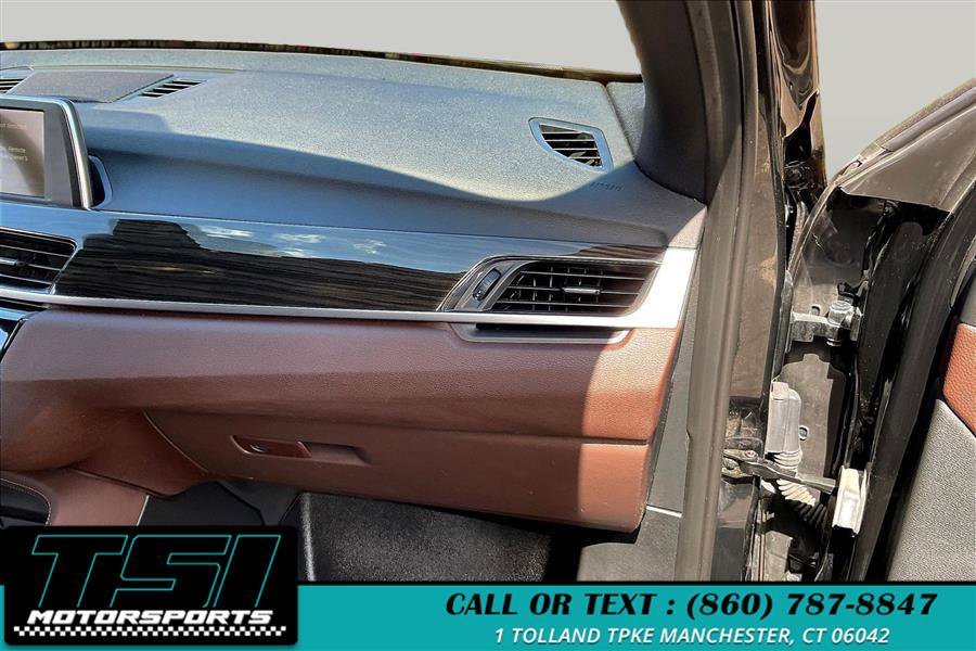 Used 2017 BMW X1 xDrive28i image 16