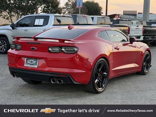 Used 2022 Chevrolet Camaro SS RWD image 6
