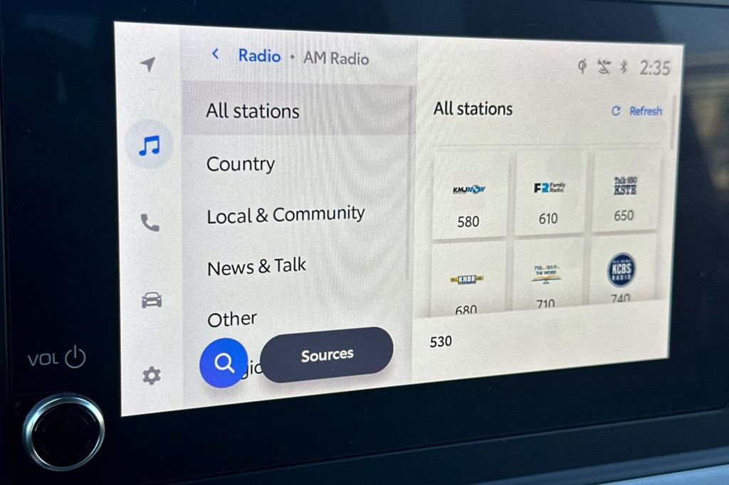 Used 2024 Toyota Tacoma SR5 w/ SR5 Upgrade Package image 17