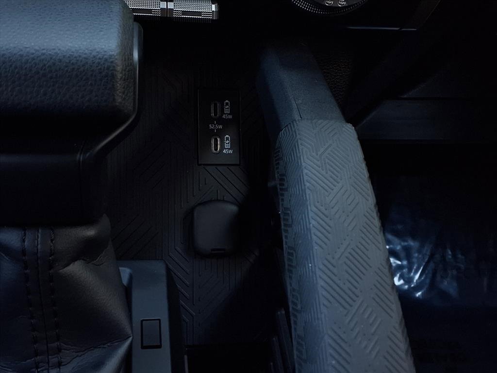 Certified 2025 Toyota Tacoma SR image 11