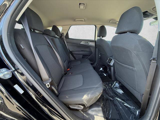 Used 2026 Kia Sportage LX FWD image 23