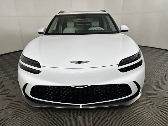 Used 2023 Genesis GV60 Performance image 8
