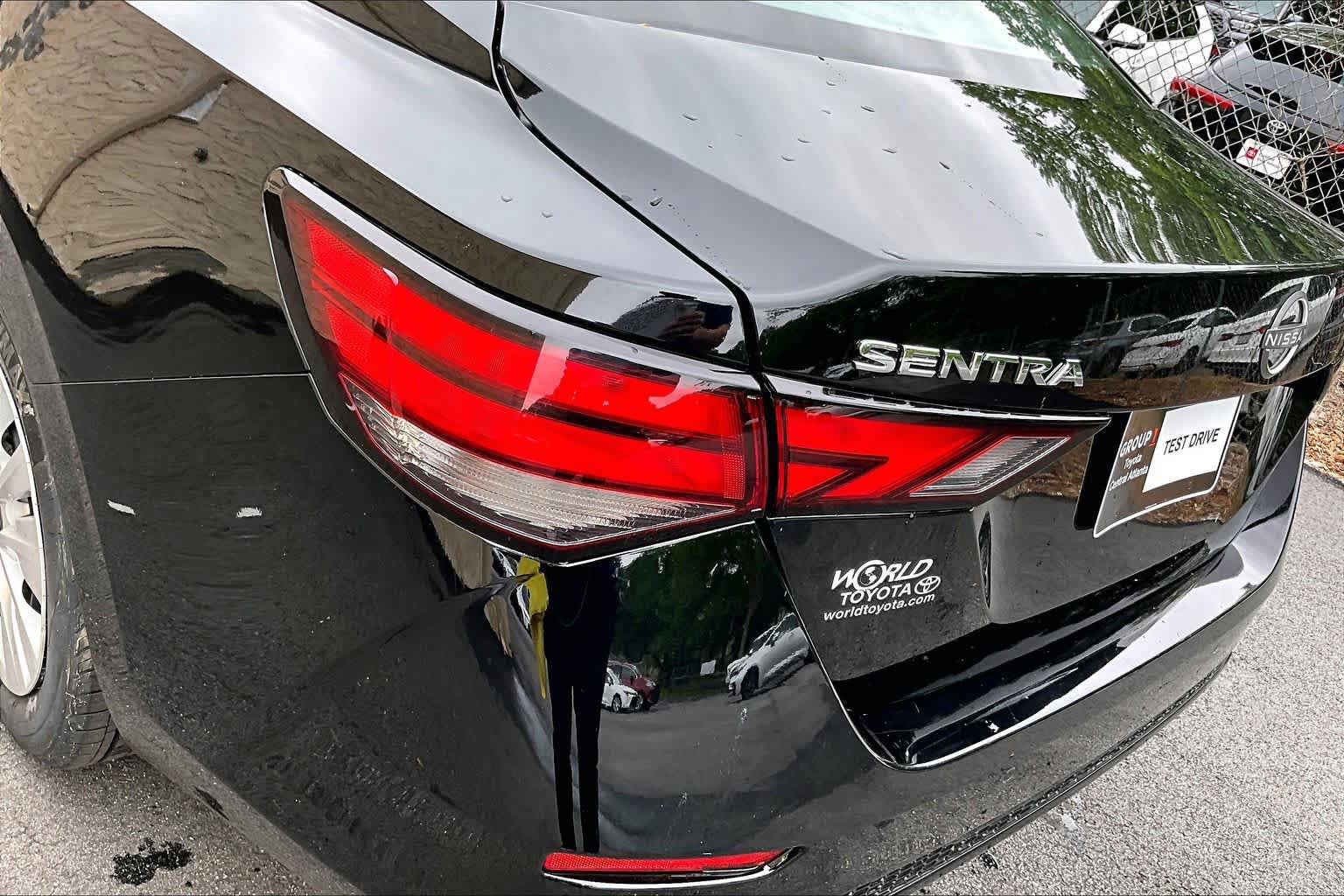 Used 2024 Nissan Sentra S FWD image 27