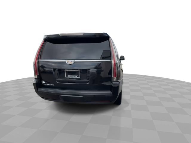 Used 2016 Cadillac Escalade Luxury image 7