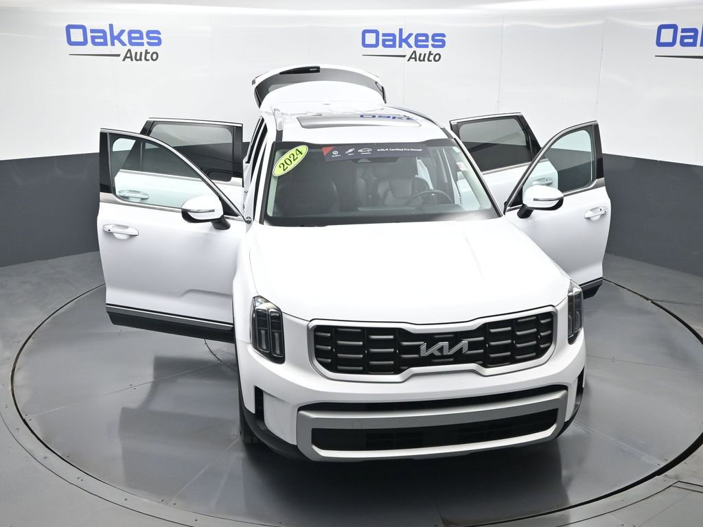 Certified 2024 Kia Telluride S w/ S Sunroof Package image 60
