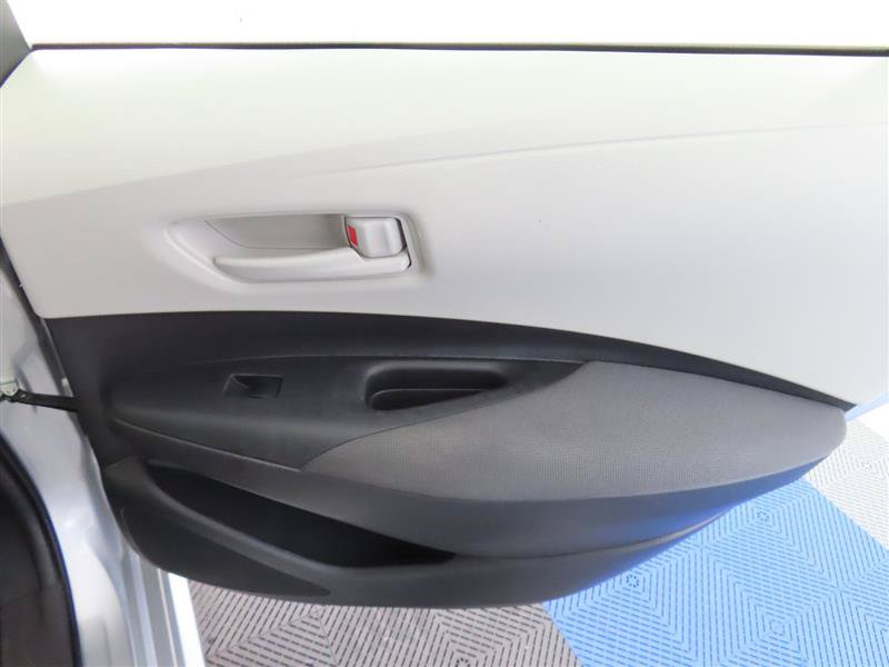 Used 2025 Toyota Corolla LE AWD/4WD image 30