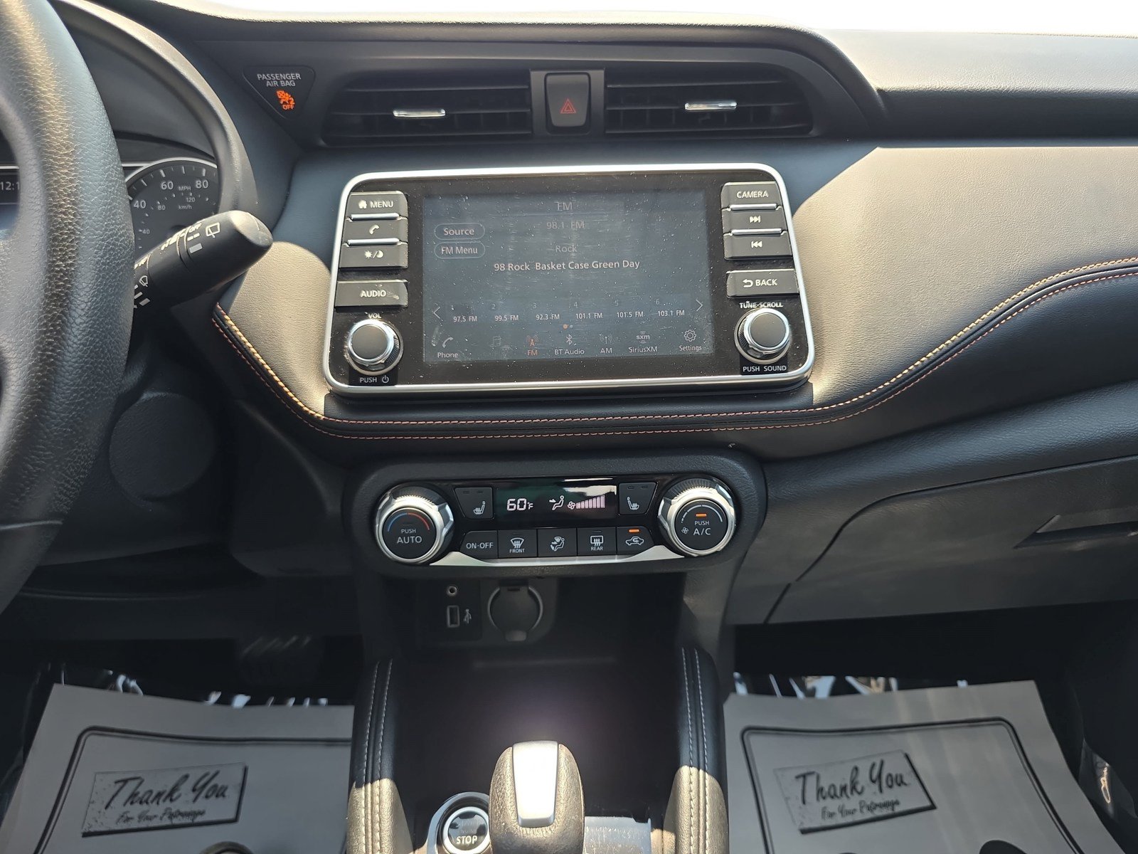 Used 2020 Nissan Kicks SR w/ SR Premium Package FWD image 17