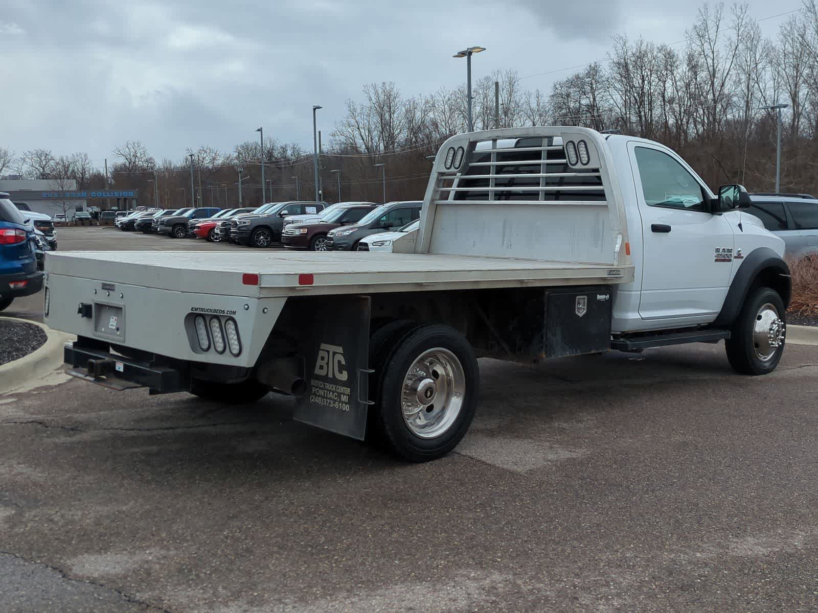 Used 2017 RAM 4500 Tradesman w/ Power & Remote Entry Group image 8